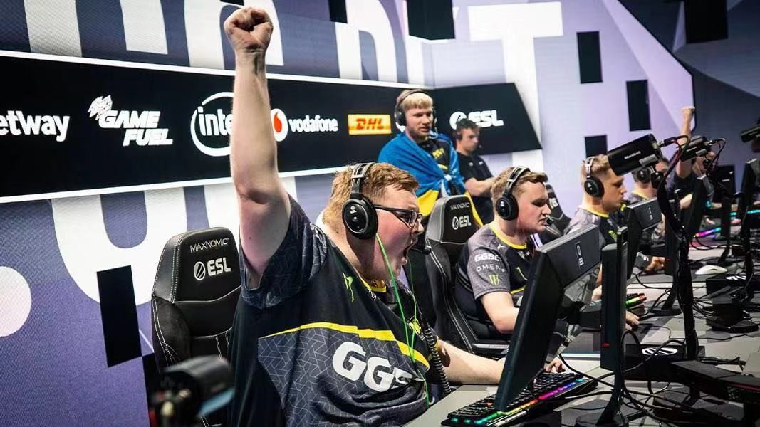 阵强敌的情 阵强敌的情