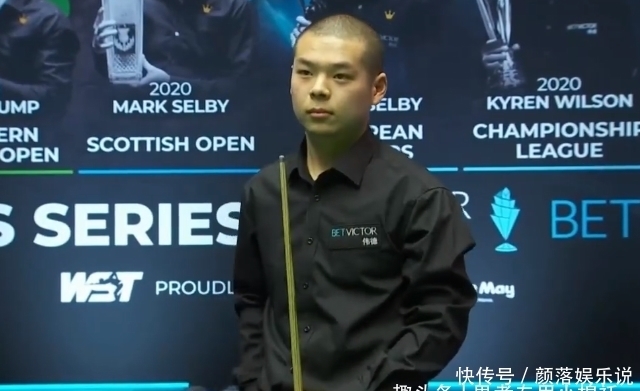 他的表现为 他的表现为