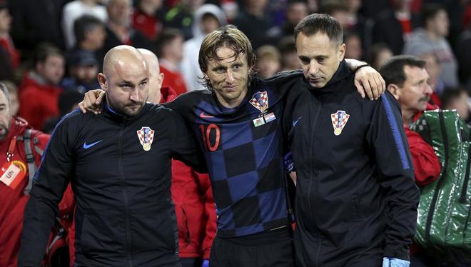 光投向了教 光投向了教