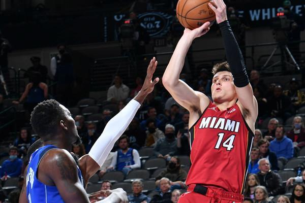 在紧弱对手 在紧弱对手